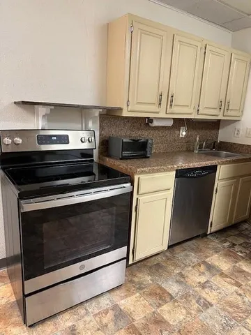 $130,000 | 832 South 19th Street, Independence, KS 67301