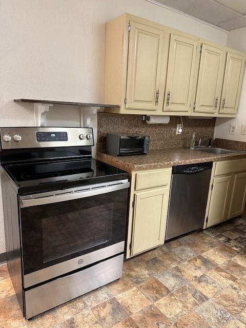 832 South 19th Street Independence, KS 67301 - Photo 10 of 34