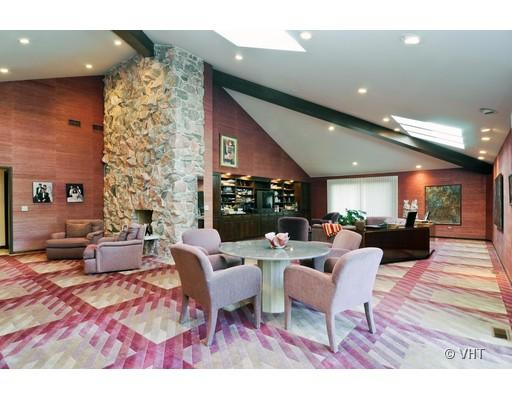 2290 Cedar Court Northbrook, IL 60062 - Photo 5 of 10