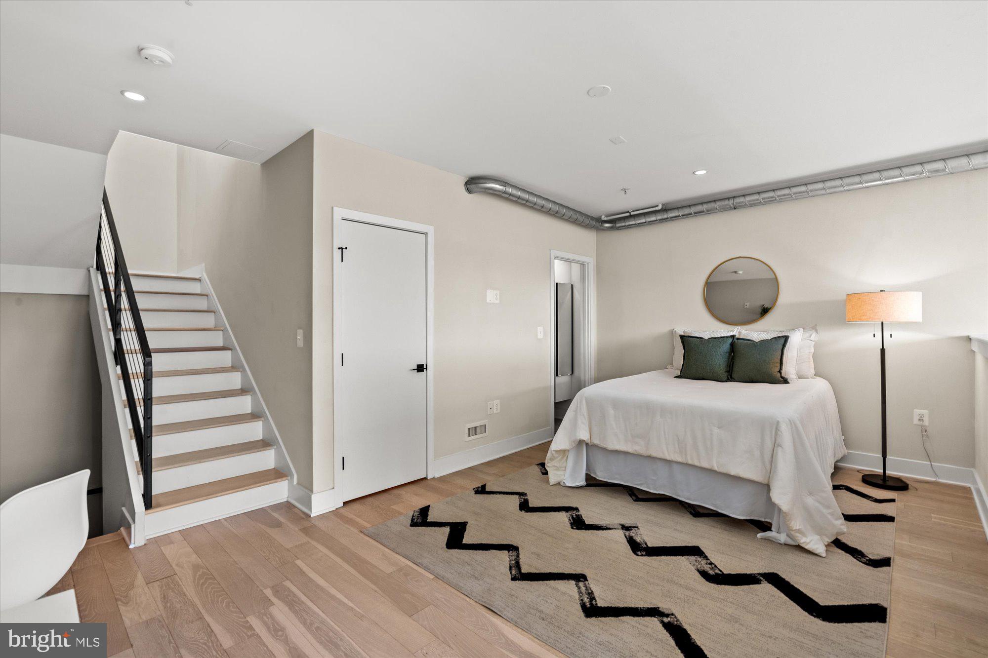 732 15th Street Southeast, Unit 6 Washington, DC 20003 - Photo 25 of 41