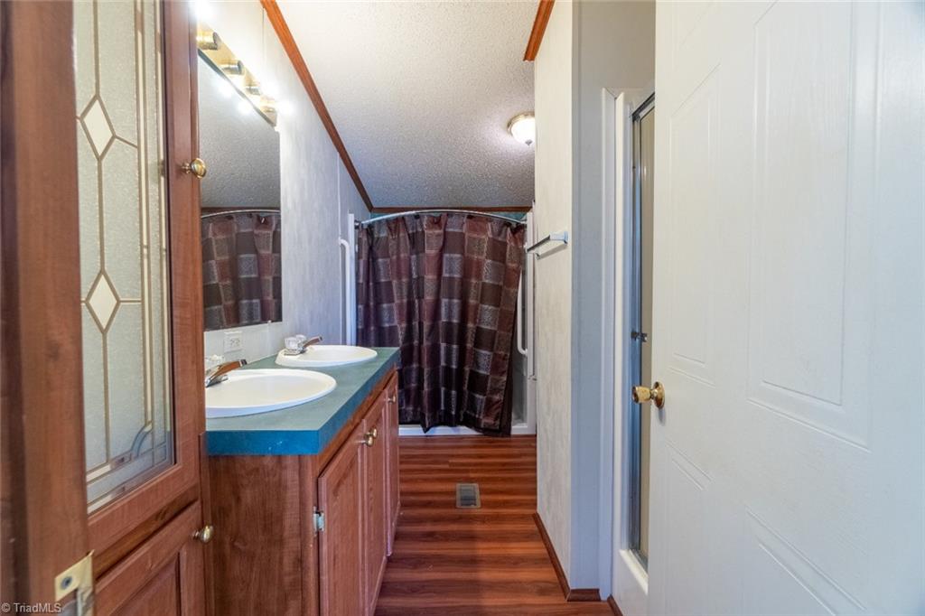 4340 Rone Road Burlington, NC 27217 - Photo 21 of 42 Gallery Image 21