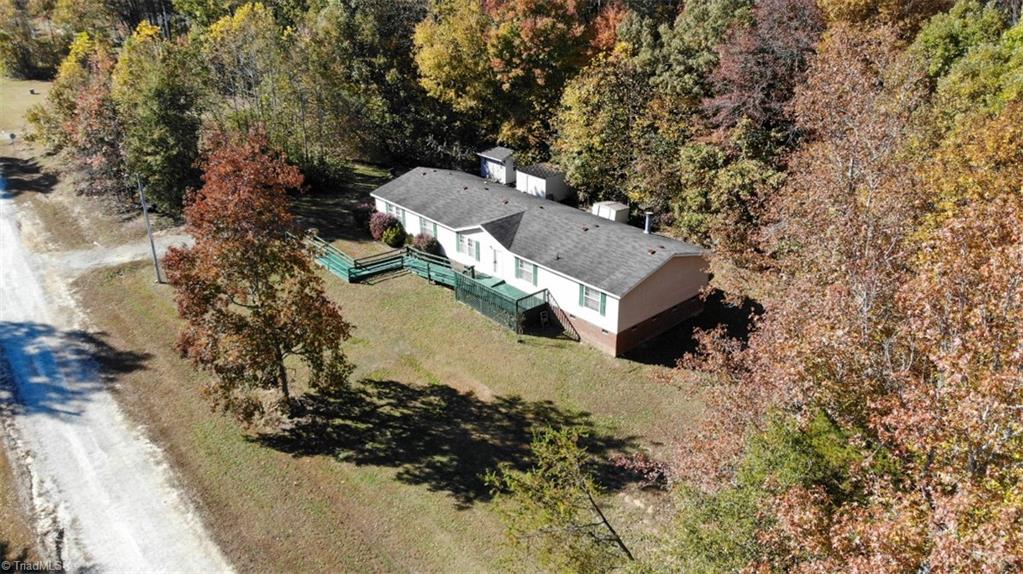 4340 Rone Road Burlington, NC 27217 - Photo 5 of 42 Gallery Image 5