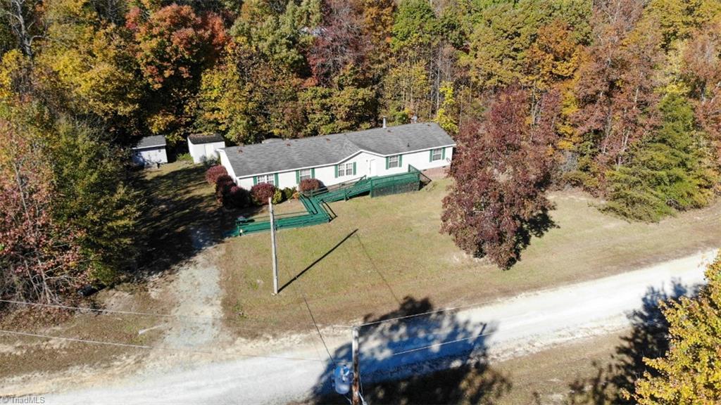 4340 Rone Road Burlington, NC 27217 - Photo 7 of 42 Gallery Image 7