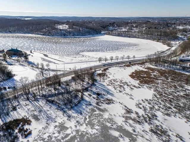 a view of a sky view