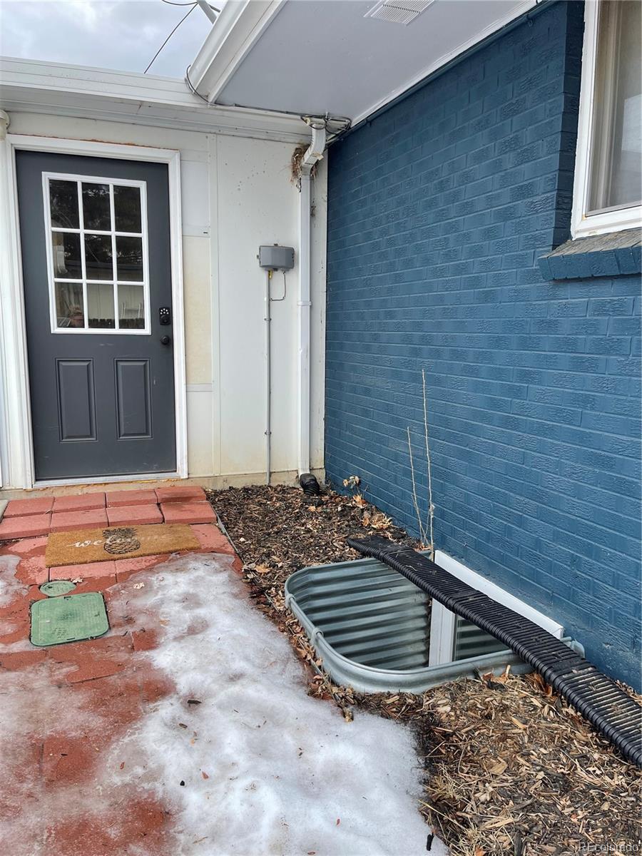 7770 South Kit Carson Drive Centennial, CO 80122 - Photo 12 of 30 a view of outdoor space