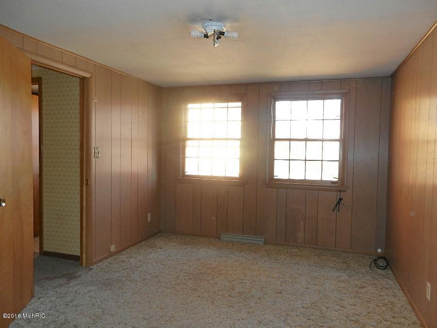 540 Ridge Avenue Spring Lake, MI 49456 - Photo 30 of 45 Bed 4-1