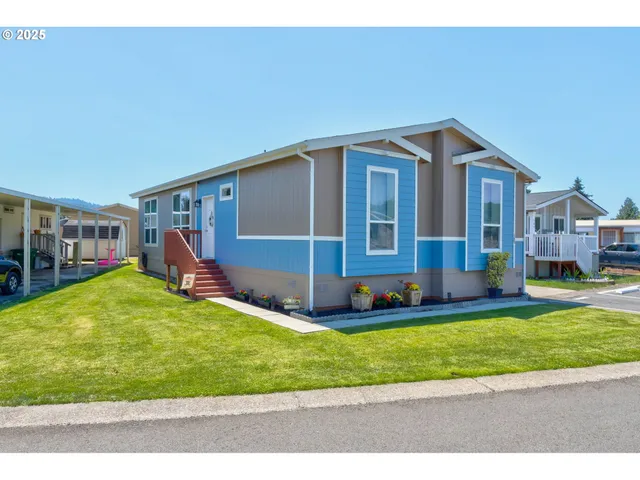 $159,000 | 13900 Southeast Highway 212, Unit 185, Clackamas, OR 97015