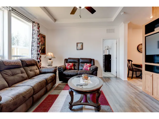 $159,000 | 13900 Southeast Highway 212, Unit 185, Clackamas, OR 97015