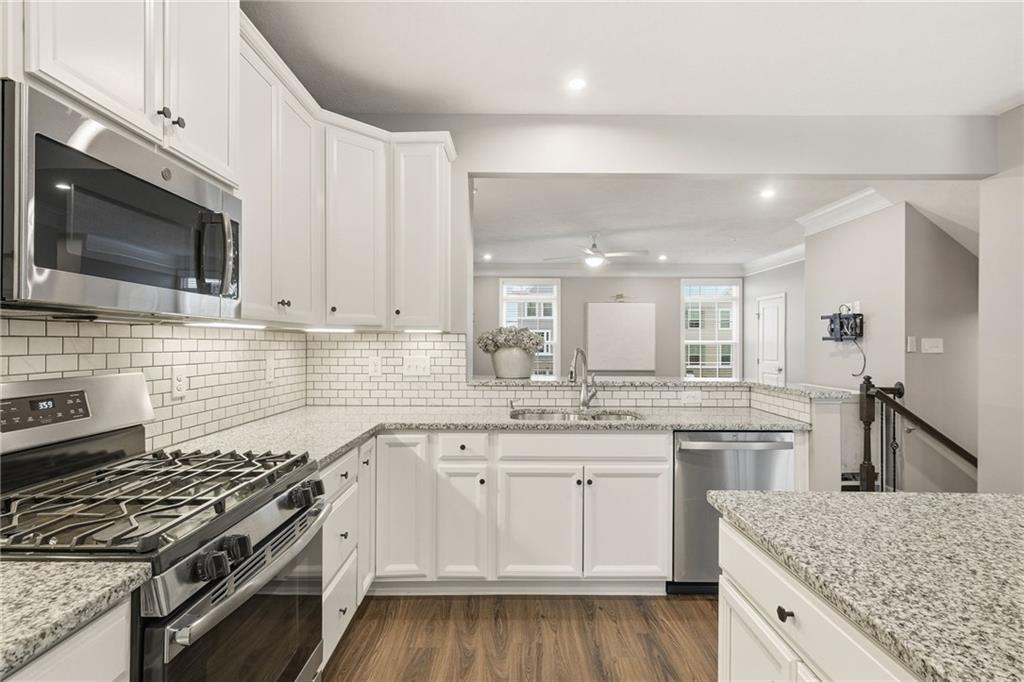 144 Cole Drive McKees Rocks, PA 15136 - Photo 11 of 26