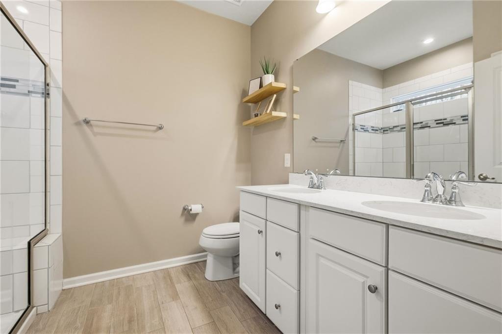 144 Cole Drive McKees Rocks, PA 15136 - Photo 17 of 26