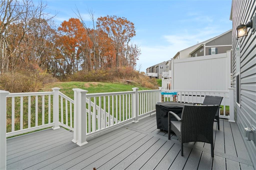 144 Cole Drive McKees Rocks, PA 15136 - Photo 23 of 26