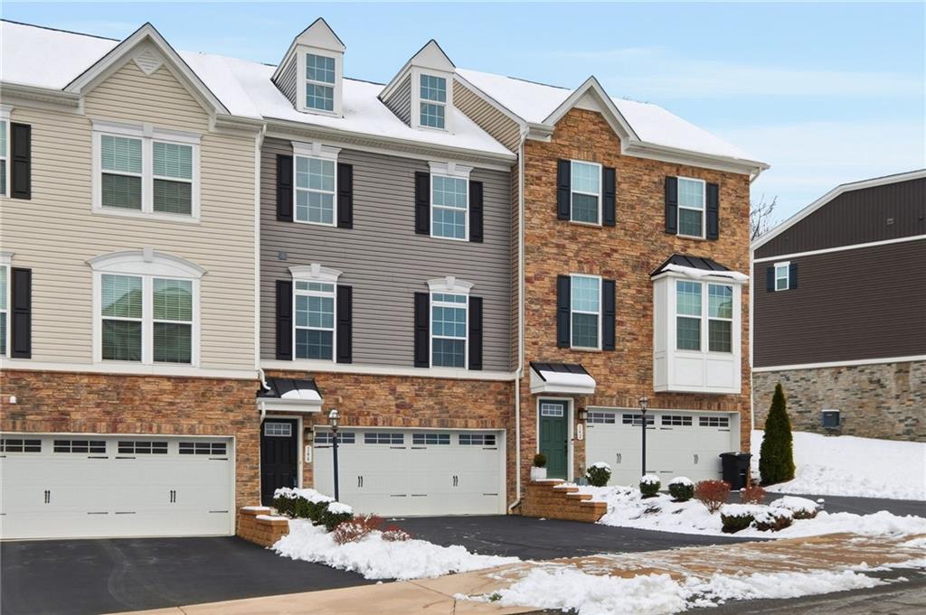 144 Cole Drive McKees Rocks, PA 15136 - Photo 3 of 26