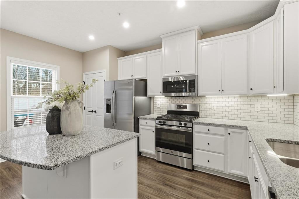 144 Cole Drive McKees Rocks, PA 15136 - Photo 10 of 26