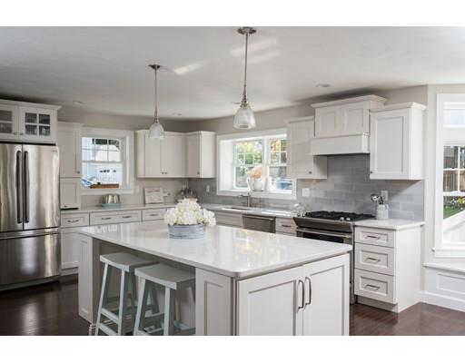 9 Conway Road Milton, MA 02186 - Photo 6 of 42 Gallery Image 6