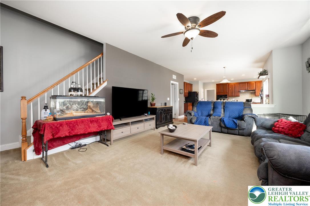 7266 Cedar Road Lower Macungie Township, PA 18062 - Photo 14 of 48