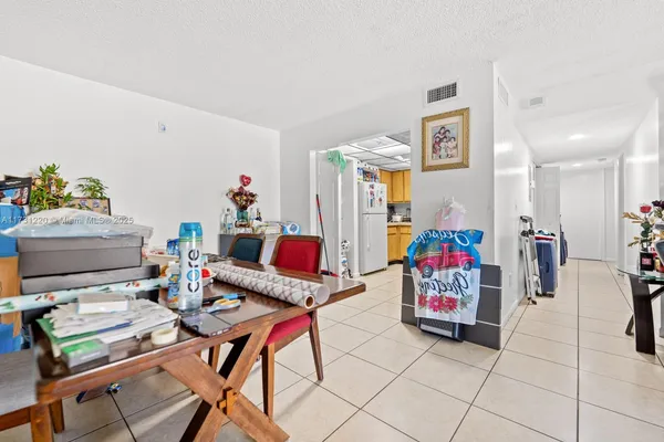 $269,000 | 2020 Northwest 119th Street, Unit 1122, Miami, FL 33167