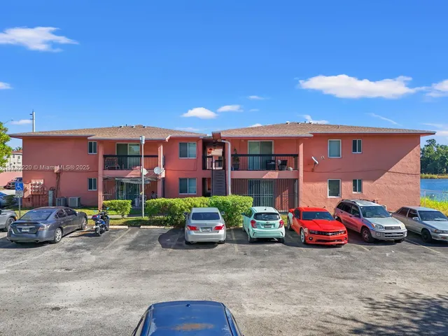 $275,000 | 2020 Northwest 119th Street, Unit 1122, Miami, FL 33167