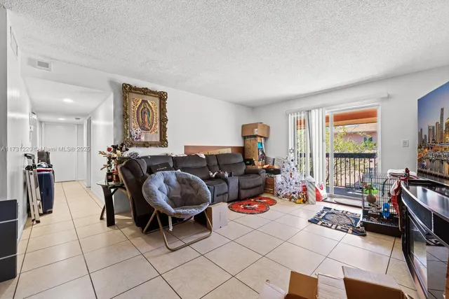 $275,000 | 2020 Northwest 119th Street, Unit 1122, Miami, FL 33167