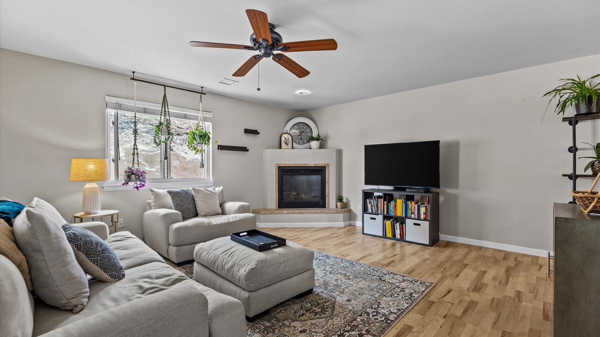 406 Ridges Boulevard, Unit F1 Grand Junction, CO 81507 - Photo 6 of 33