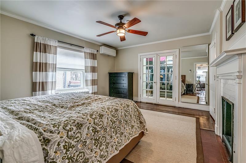 6549 Darlington Road Pittsburgh, PA 15217 - Photo 14 of 22 Gallery Image 14