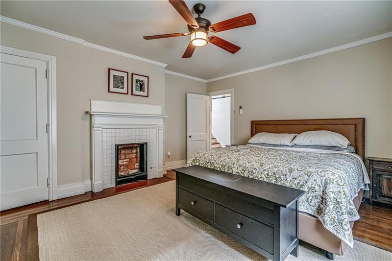 6549 Darlington Road Pittsburgh, PA 15217 - Photo 15 of 22 Gallery Image 15