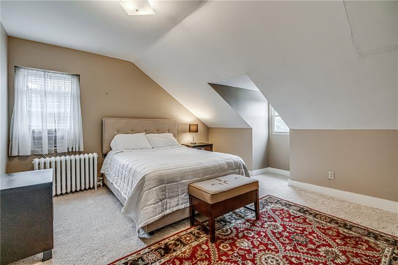6549 Darlington Road Pittsburgh, PA 15217 - Photo 19 of 22 Gallery Image 19
