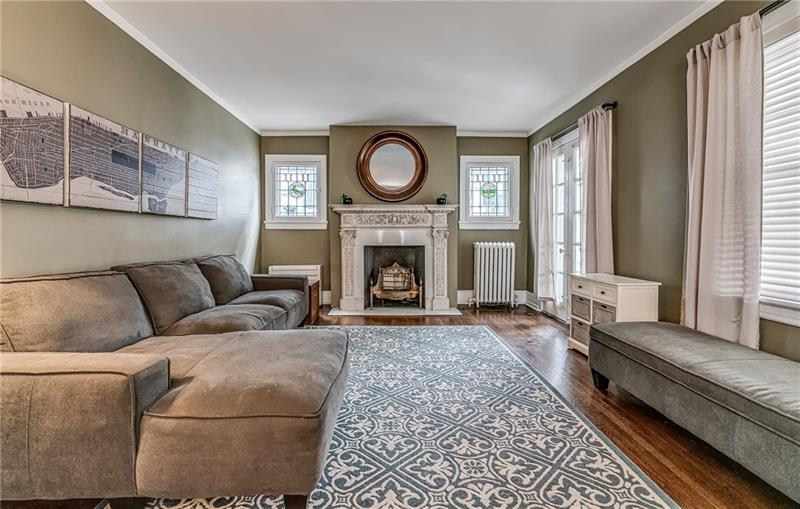 6549 Darlington Road Pittsburgh, PA 15217 - Photo 4 of 22 Gallery Image 4