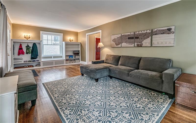 6549 Darlington Road Pittsburgh, PA 15217 - Photo 5 of 22 Gallery Image 5