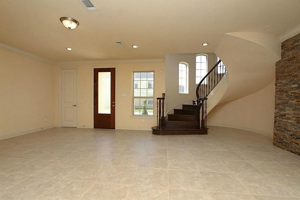 14478 Summerleaf Lane Houston, TX 77077 - Photo 4 of 26