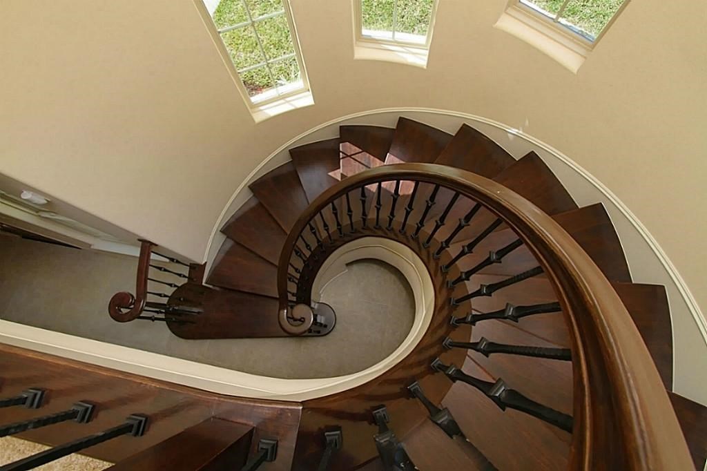 14478 Summerleaf Lane Houston, TX 77077 - Photo 10 of 26 a close view of a sink and a dishwasher