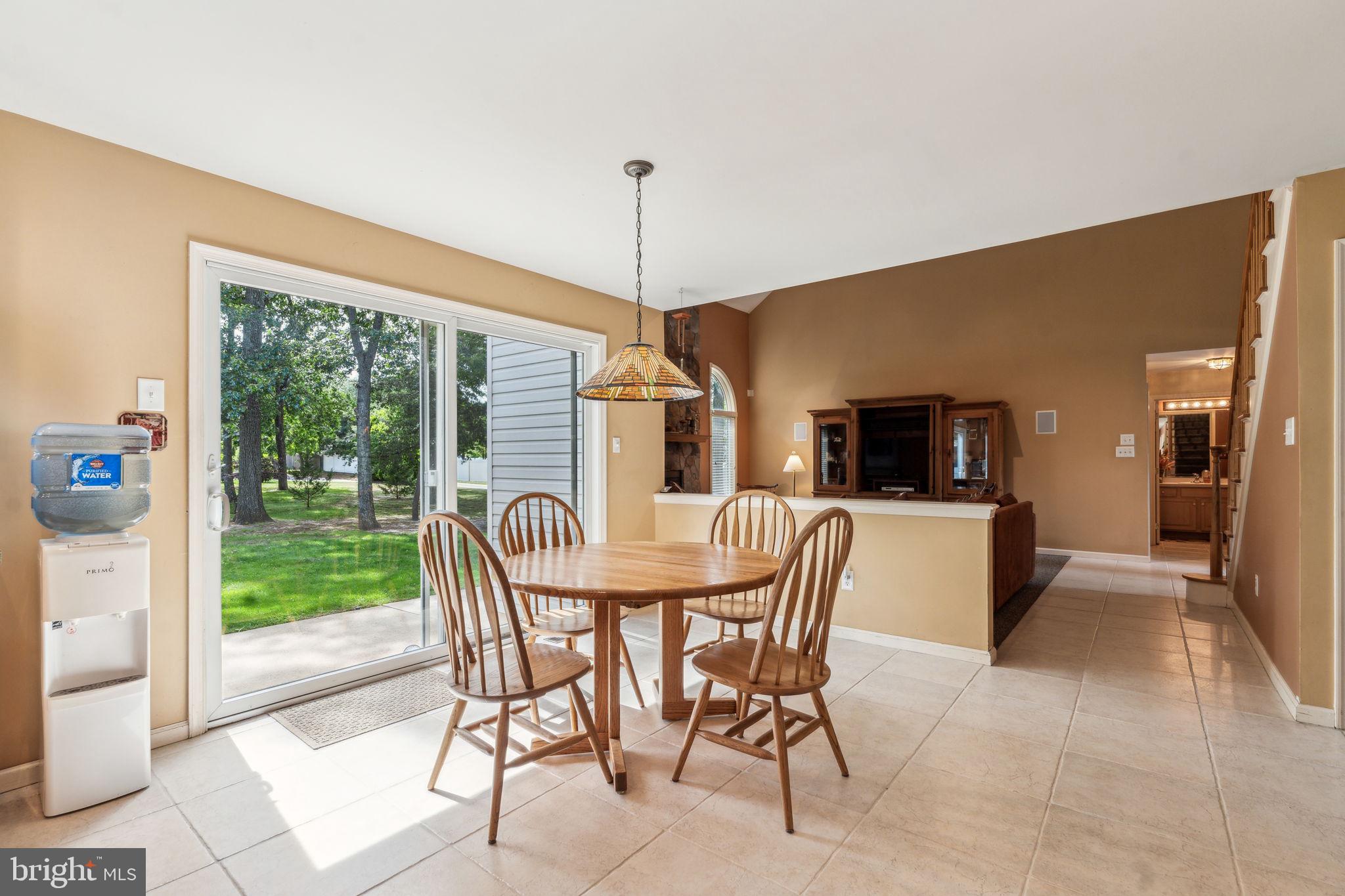 22 Devonshire Drive Voorhees, NJ 08043 - Photo 21 of 54 a dining room with furniture and window