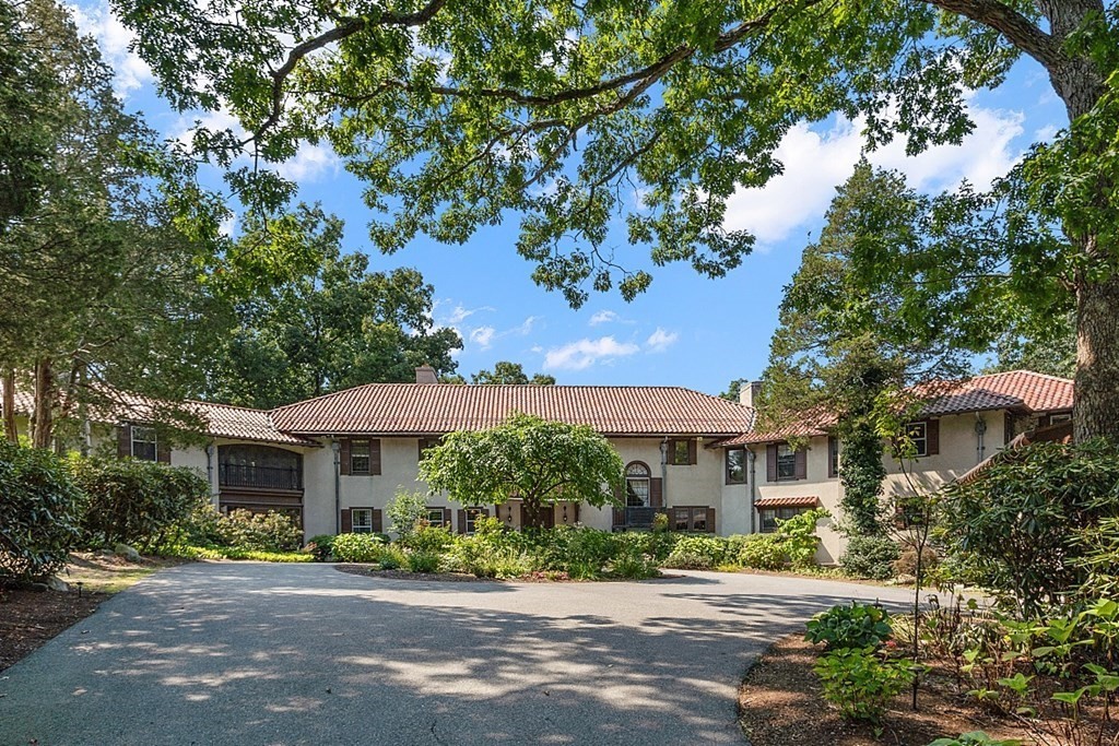 110 Shade Street Lexington, MA 02421 - Photo 1 of 38