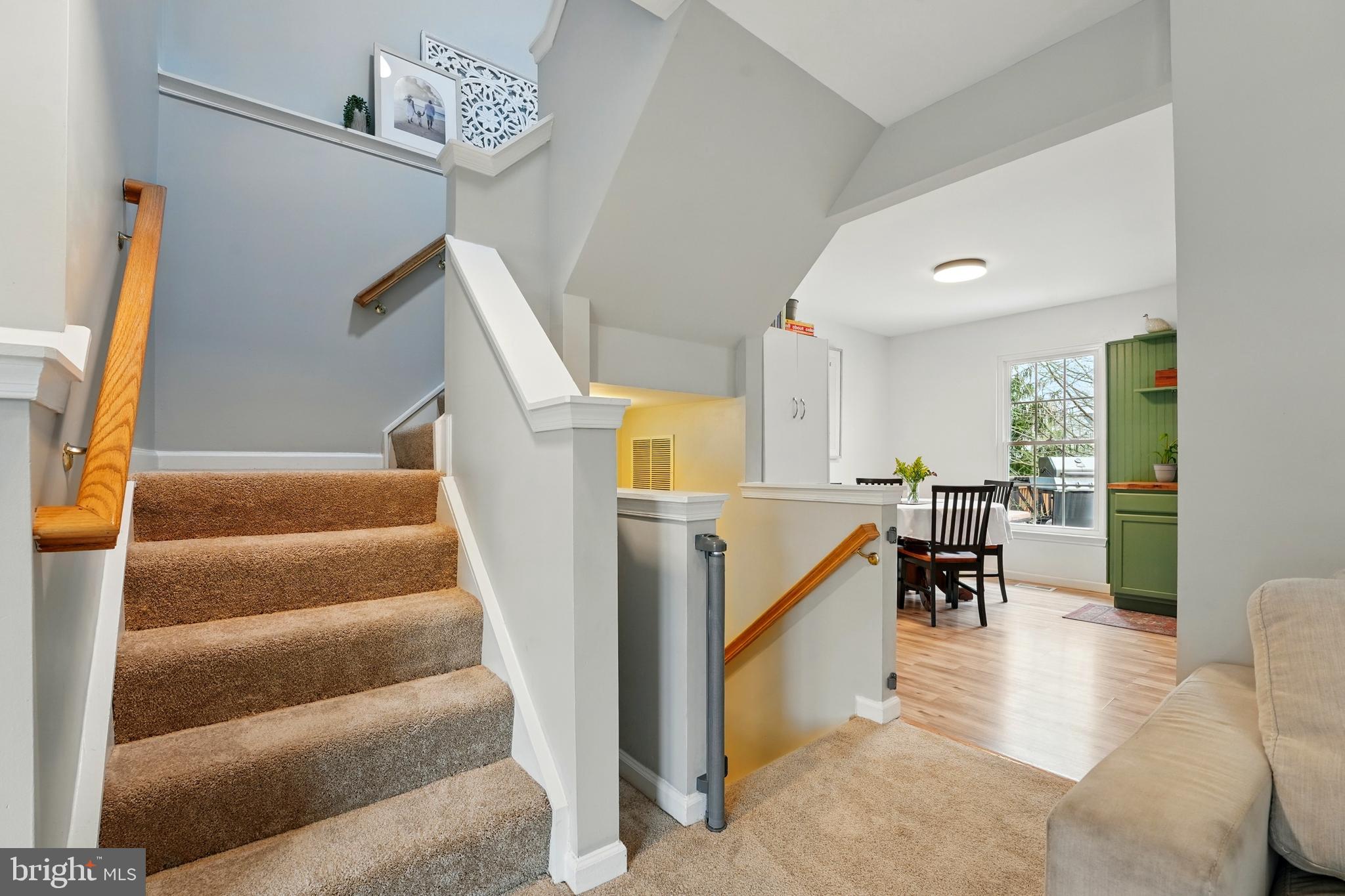 7045 Sauvage Lane Gainesville, VA 20155 - Photo 14 of 43 a view of entryway and dining room
