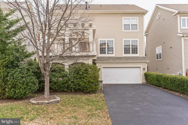 $4,300 | 12582 Stone Lined Circle, Woodbridge, VA 22192