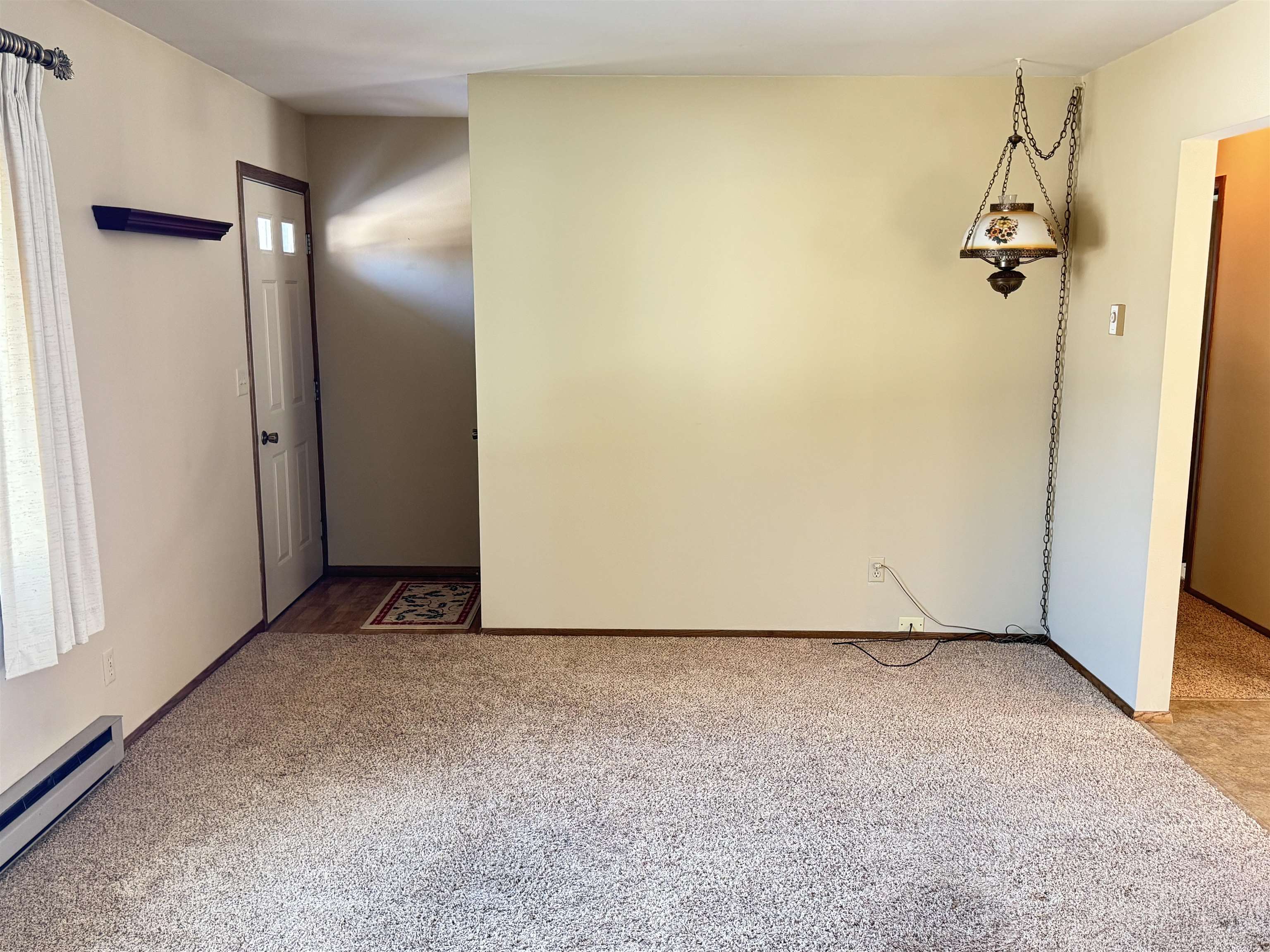 694 Leighton Road Waupaca, WI 54981 - Photo 6 of 18