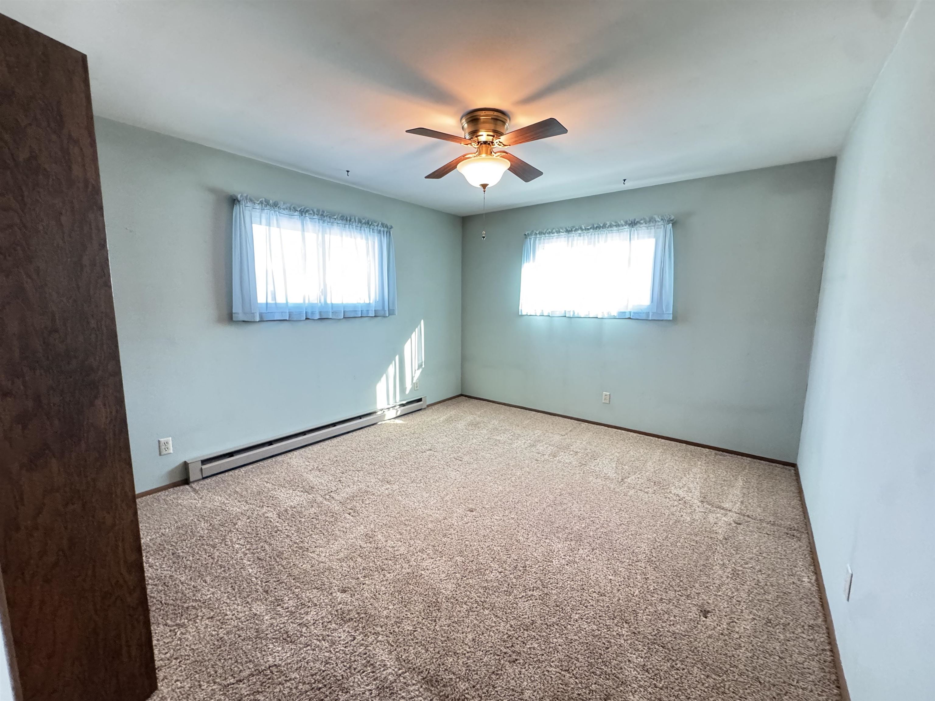 694 Leighton Road Waupaca, WI 54981 - Photo 10 of 18