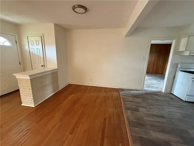 $2,350 | 300 Stewart Avenue, River Ridge, LA 70123