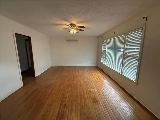 $2,350 | 300 Stewart Avenue, River Ridge, LA 70123