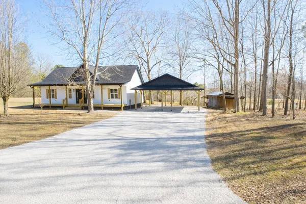 $285,000 | 292 County Road 497, Flat Rock, AL 35966