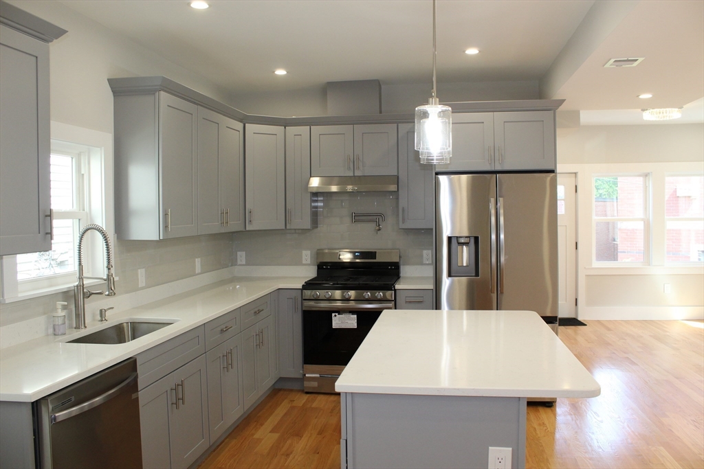 15 Marcy Road Boston, MA 02126 - Photo 19 of 36