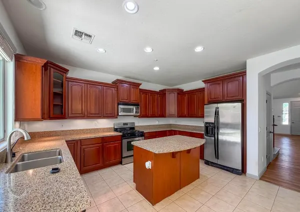$2,345 | 7085 West Andrew Lane, Peoria, AZ 85383
