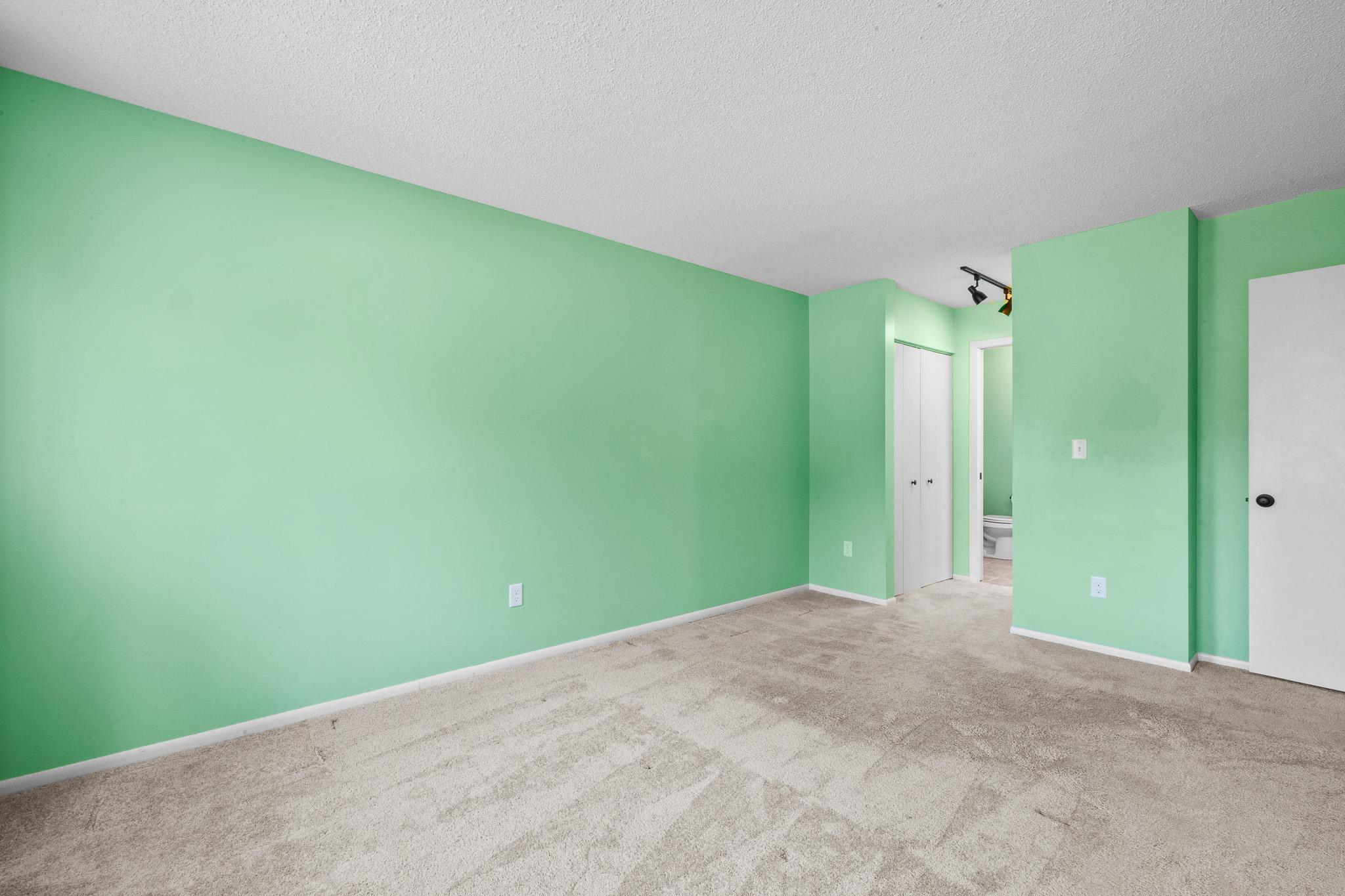 8940 Neill Lake Road, Unit B Eden Prairie, MN 55347 - Photo 15 of 36 Gallery Image 15