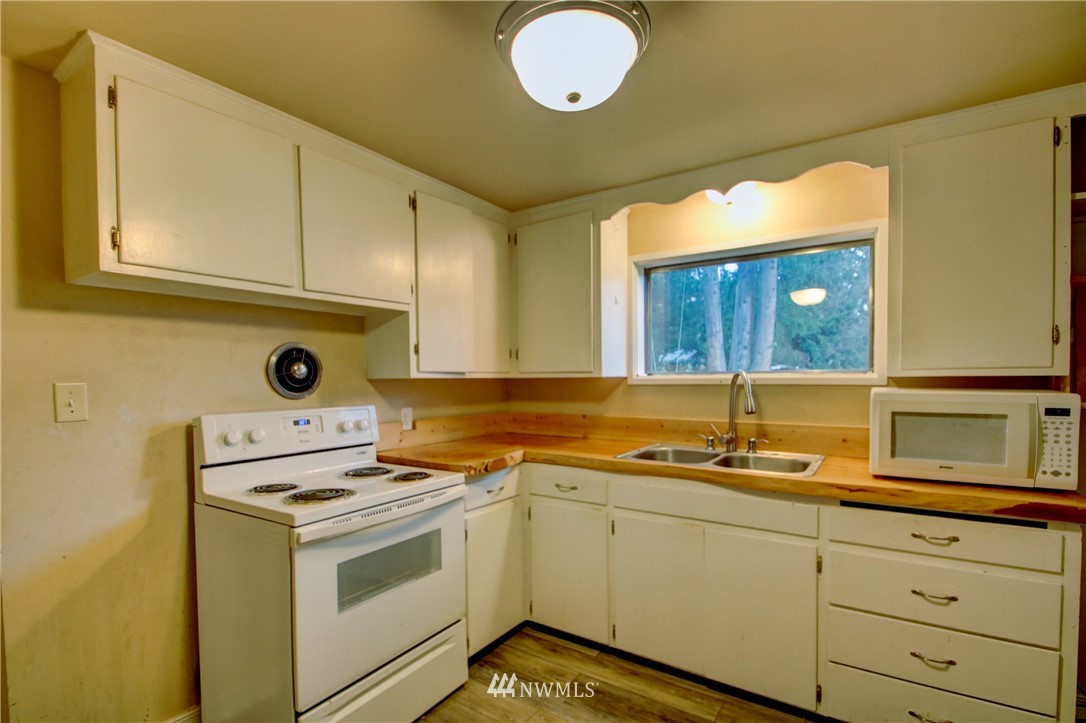 617 North Laventure Road Mount Vernon, WA 98273 - Photo 14 of 37 Gallery Image 14