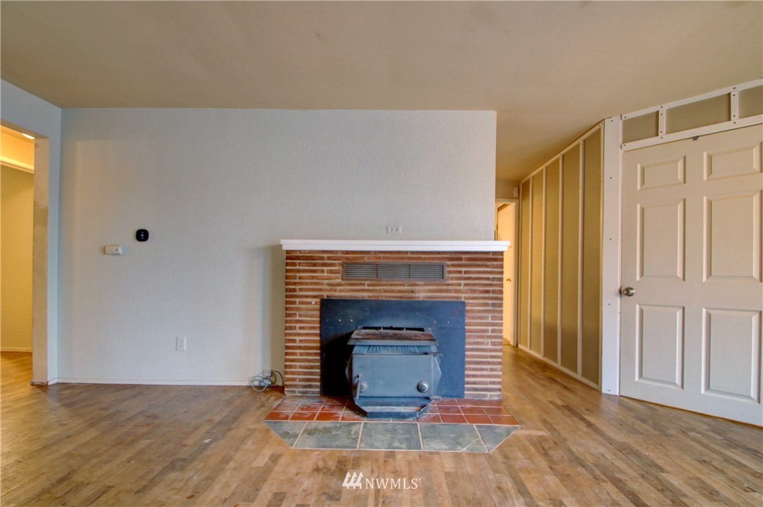 617 North Laventure Road Mount Vernon, WA 98273 - Photo 10 of 37 Gallery Image 10