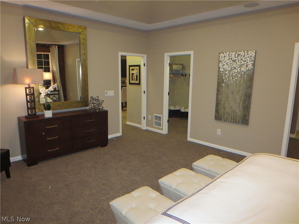 190 Skye Road Cleveland, OH 44143 - Photo 11 of 20 *Picture includes non-standard items.