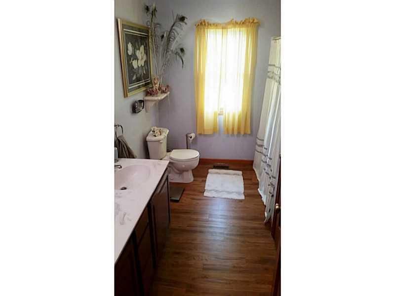 9830 C R 58 De Graff, OH 43318 - Photo 11 of 25