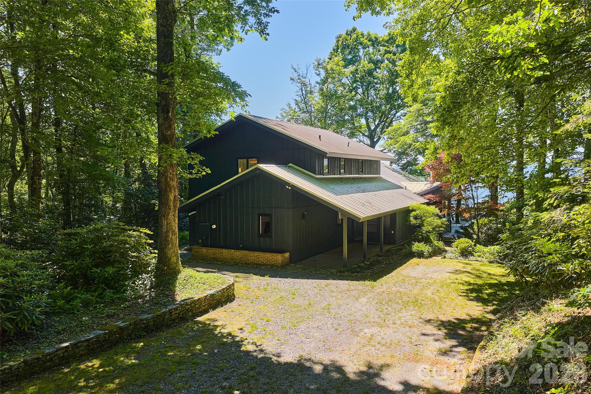 911 Green Hill Road Brevard, NC 28712 - Photo 3 of 48