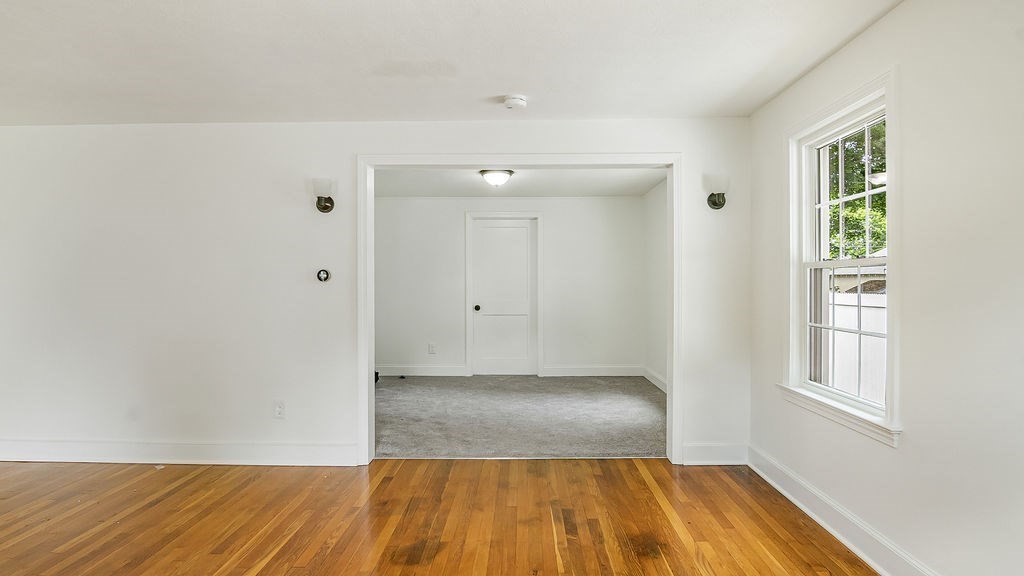 320 Tremont Street Springfield, MA 01104 - Photo 6 of 41