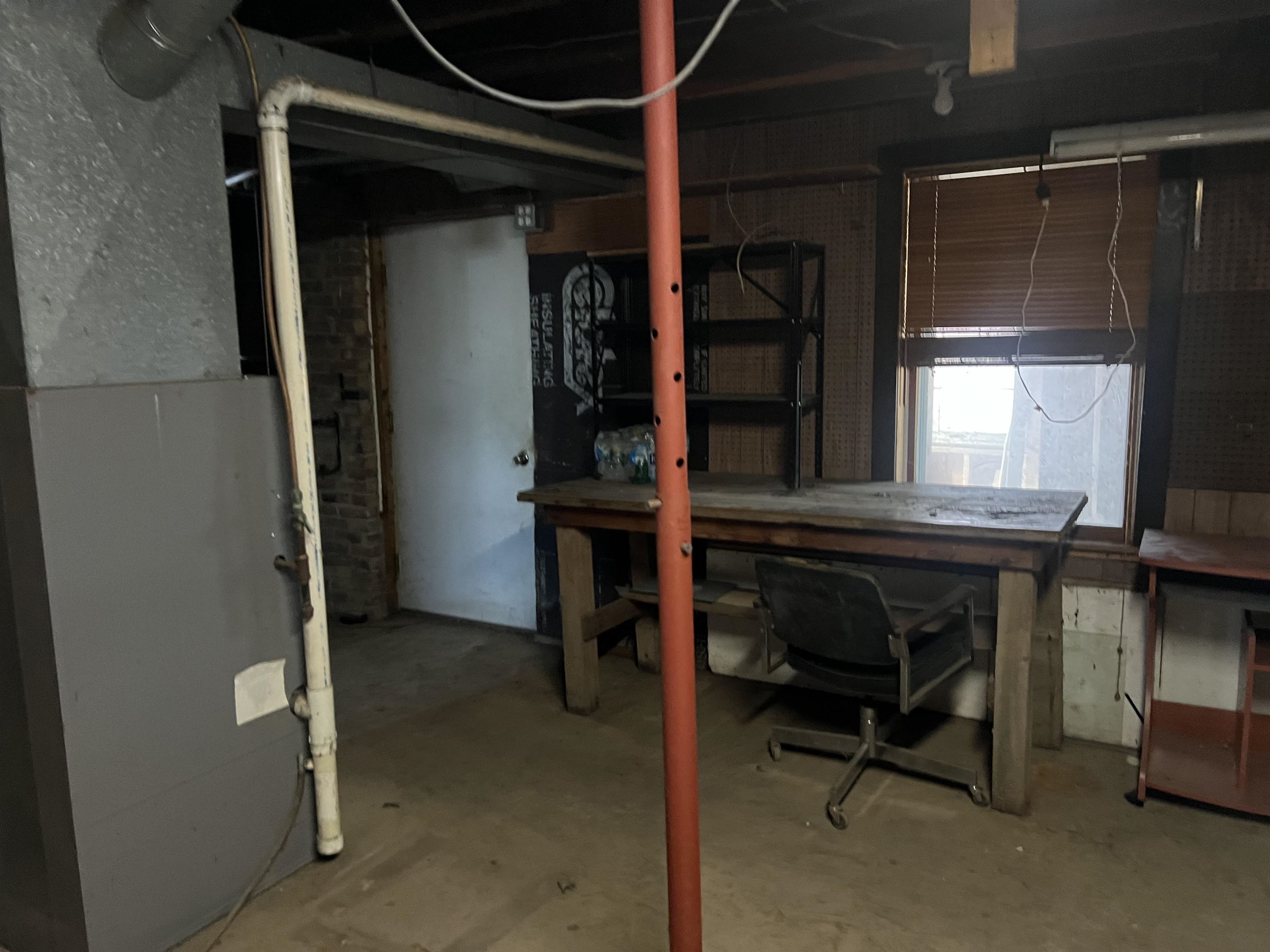 8282 North Afolkey Road Dakota, IL 61018 - Photo 28 of 42 a room with musical instruments