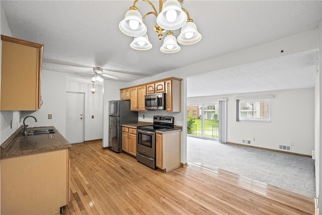 2 High Gate Trail, Unit 2 Perinton, NY 14450 - Photo 22 of 47